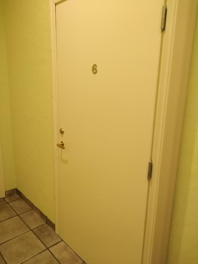 Kauba 6-6 Apartment Курессааре Экстерьер фото