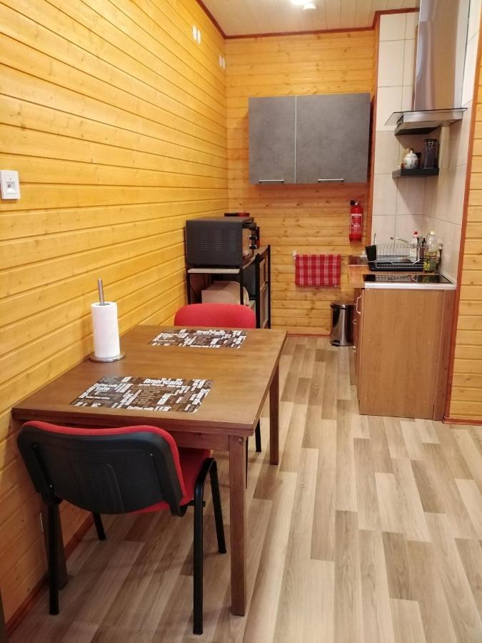 Kauba 6-6 Apartment Курессааре Экстерьер фото